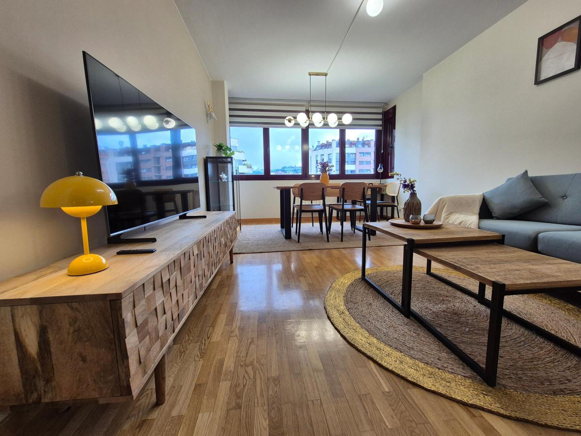 651a Siente Centrico Con Garaje Apartamento Oviedo